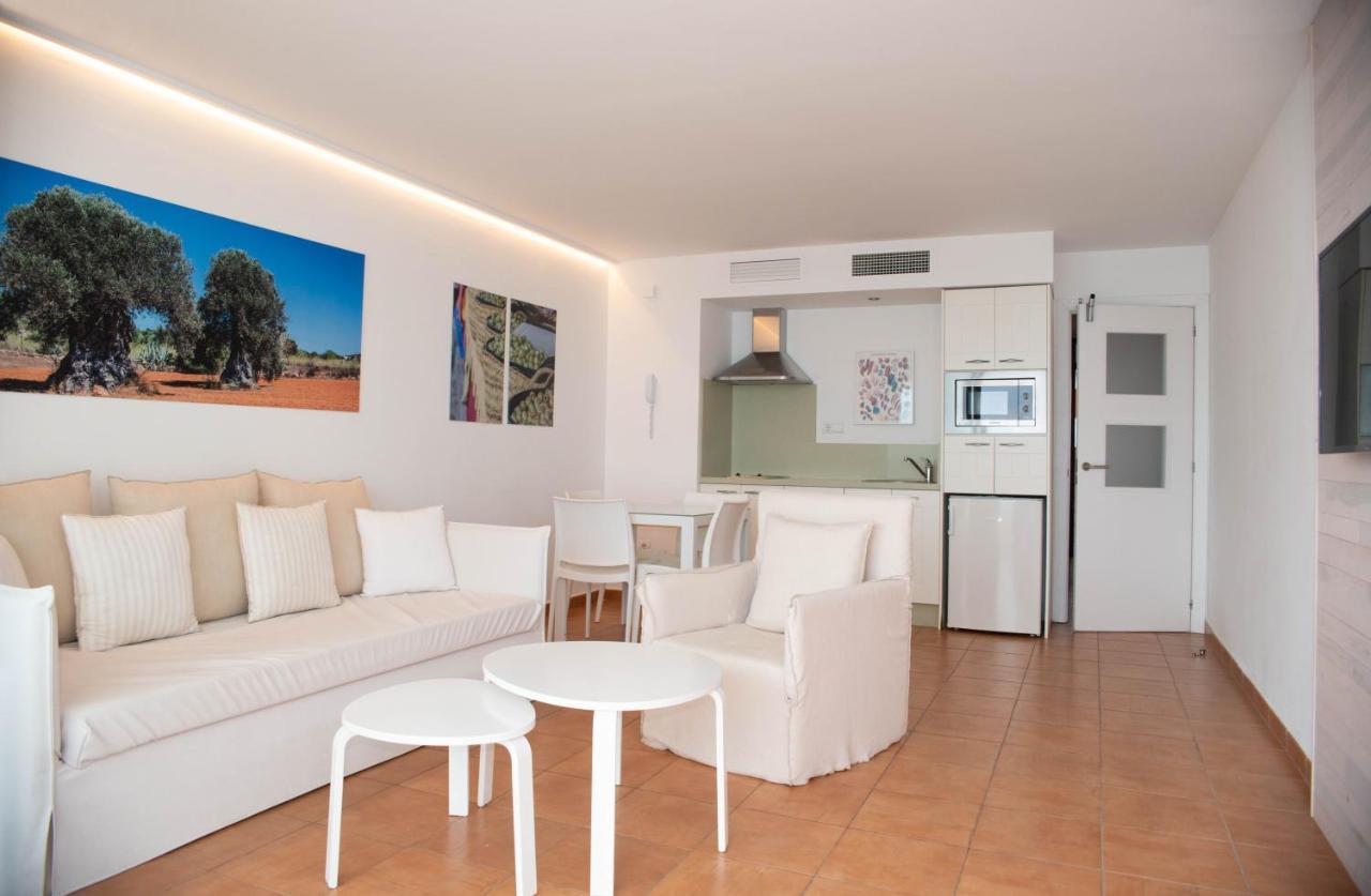 Apartamentos Llobet Ibiza ภายนอก รูปภาพ