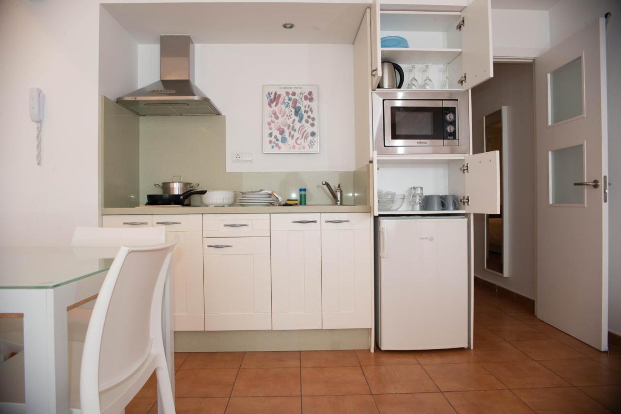 Apartamentos Llobet Ibiza ภายนอก รูปภาพ