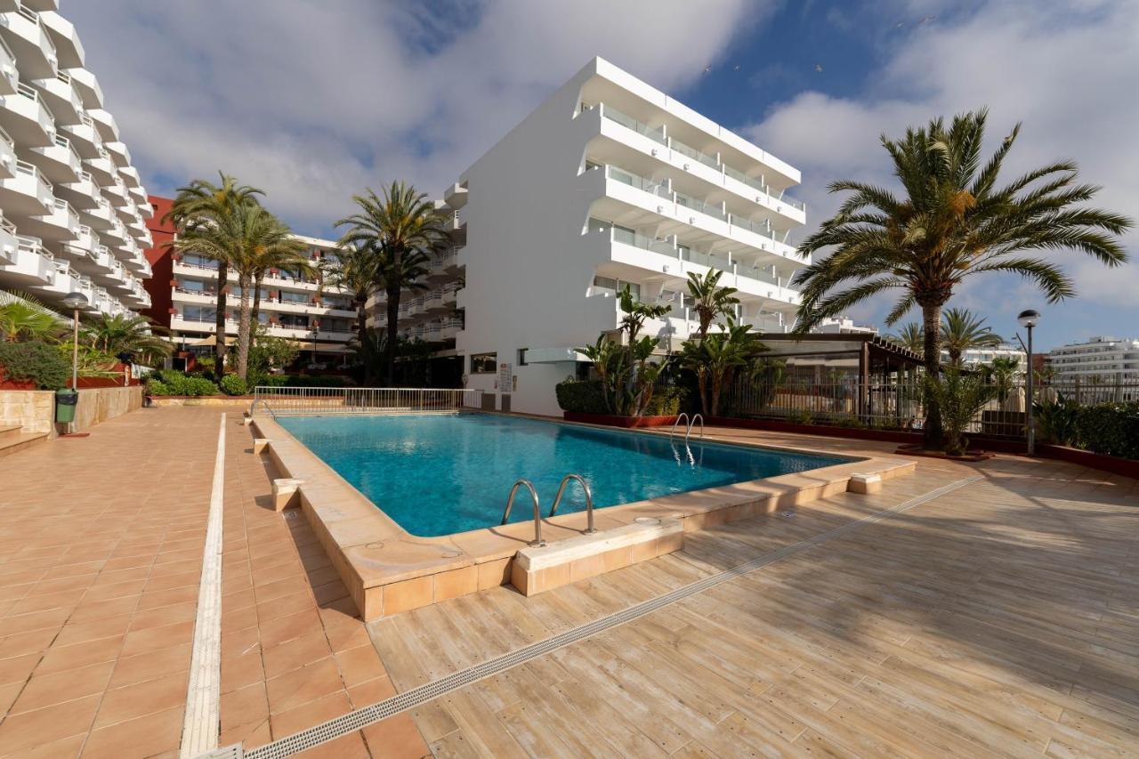Apartamentos Llobet Ibiza ภายนอก รูปภาพ