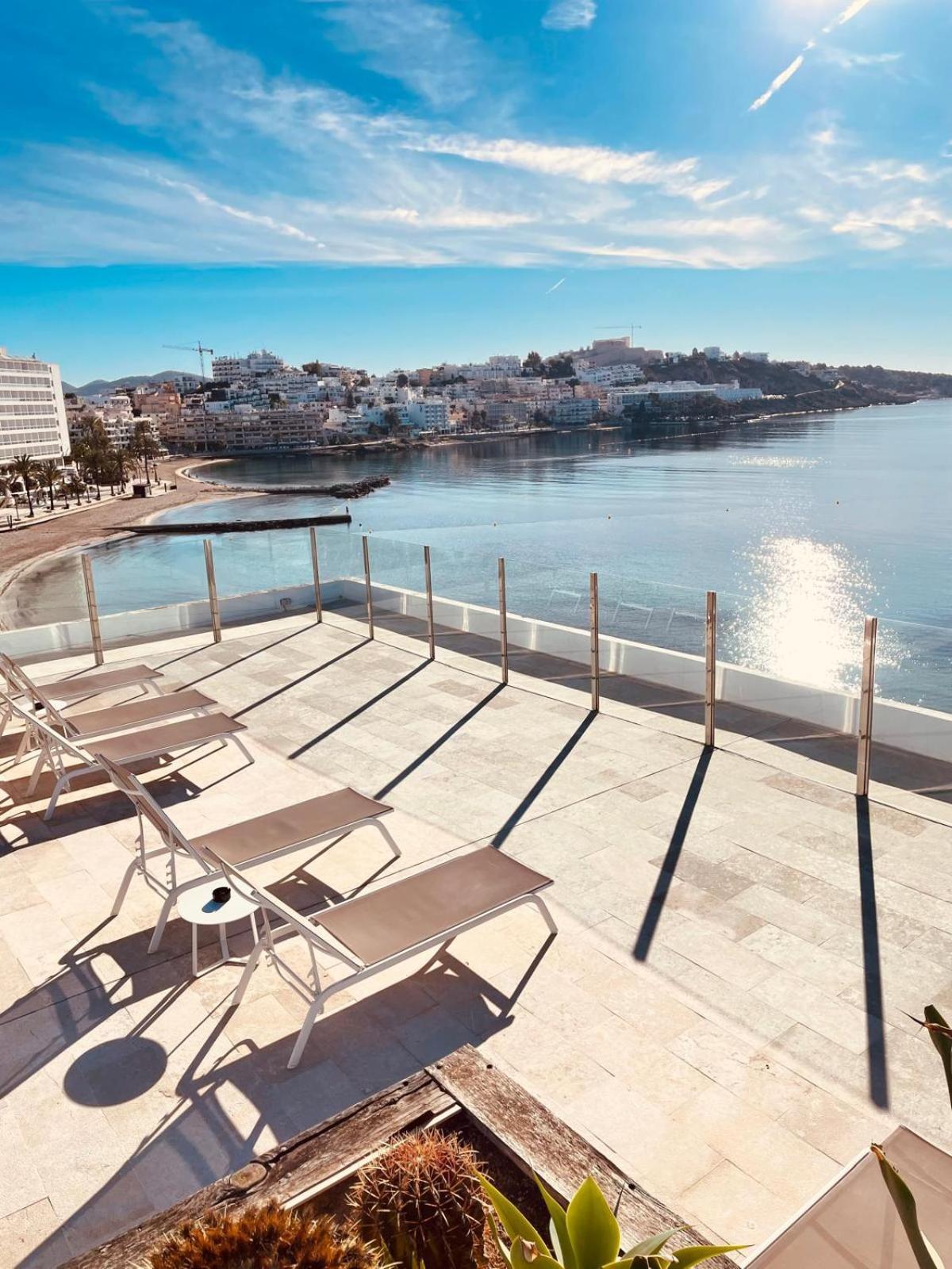 Apartamentos Llobet Ibiza ภายนอก รูปภาพ
