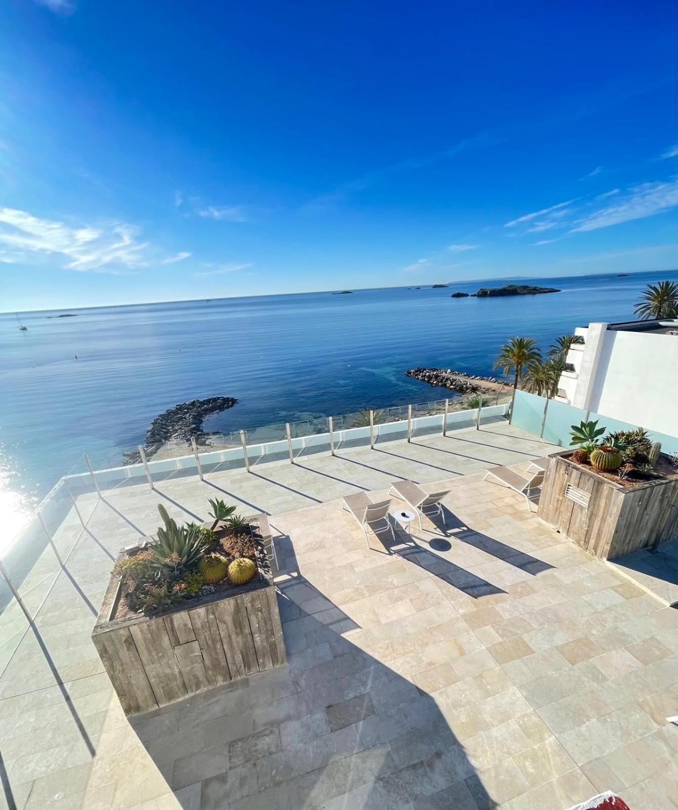Apartamentos Llobet Ibiza ภายนอก รูปภาพ