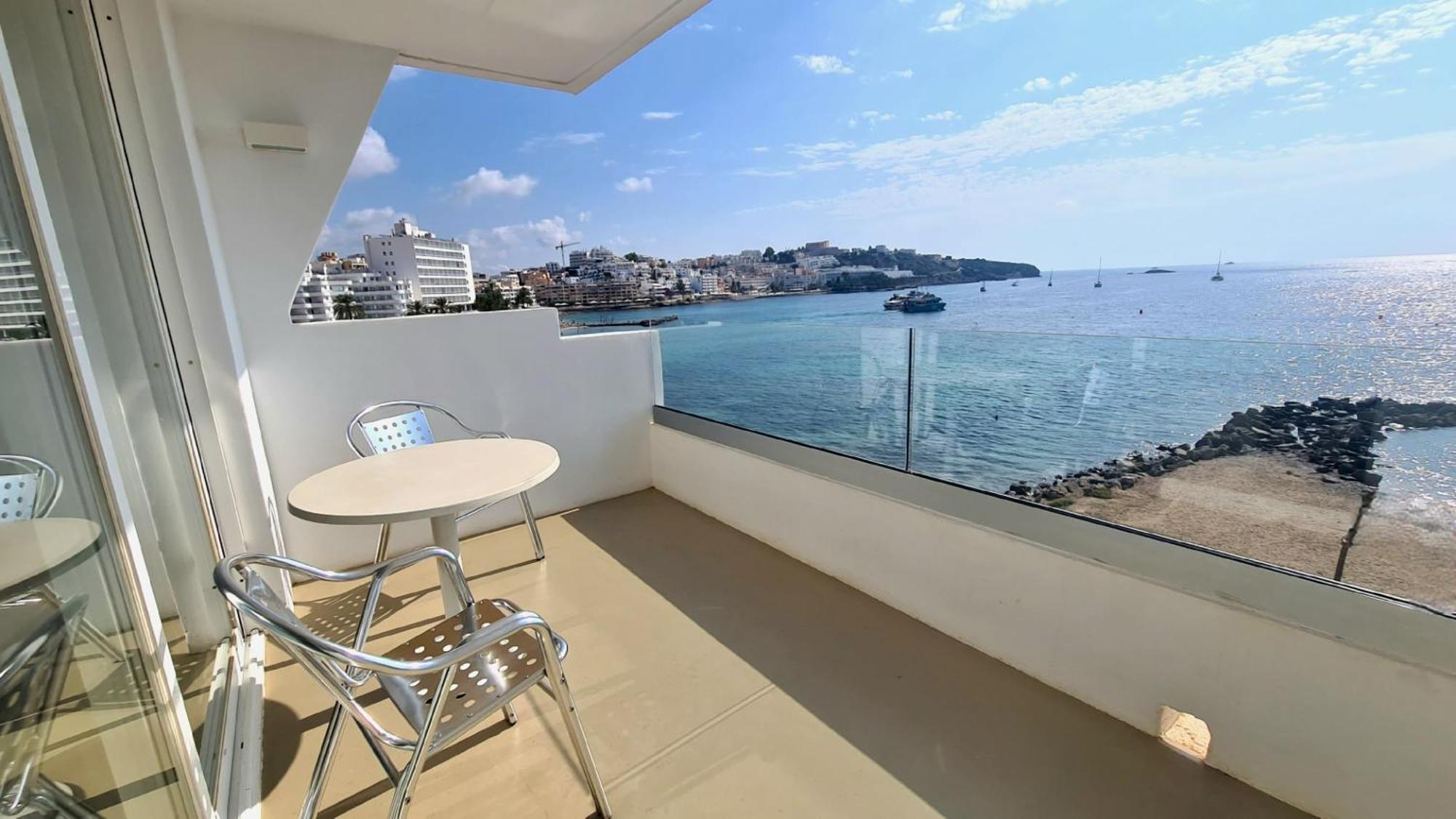 Apartamentos Llobet Ibiza ภายนอก รูปภาพ